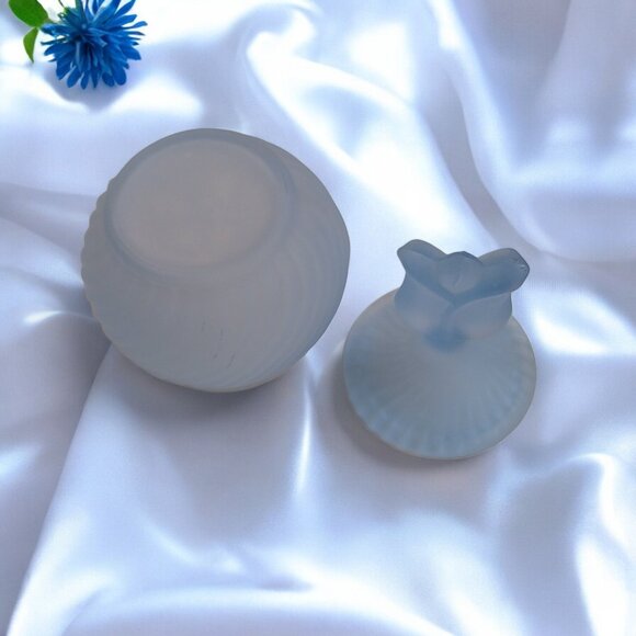 PartyLite Frosted Blue Glass Two Piece Tulip Floral Votive Candle Holder - Picture 6 of 7